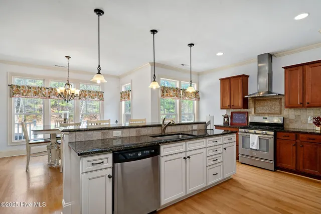 $559,900 | 249 Muscadine Trail, Wallace, NC 28466