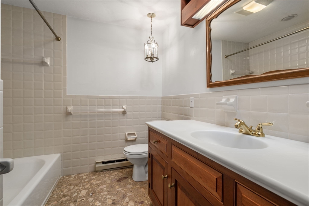 52-54 Wells Park Road Sturbridge, MA 01566 - Photo 16 of 39