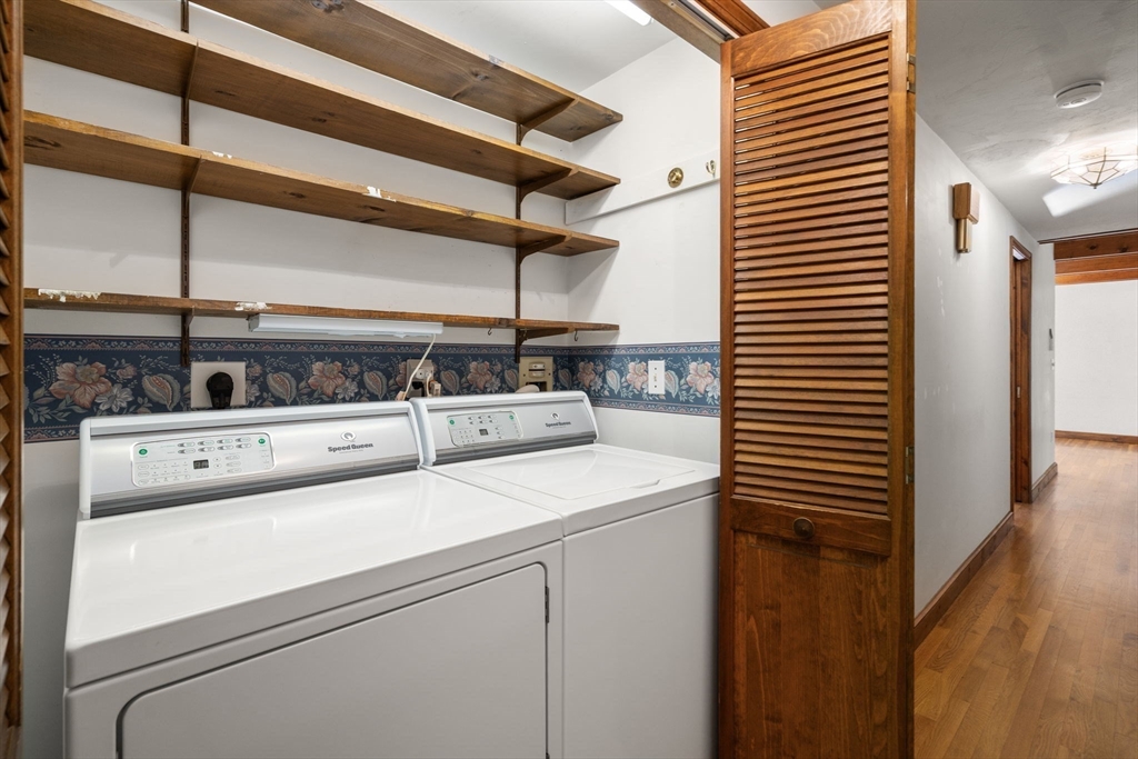 52-54 Wells Park Road Sturbridge, MA 01566 - Photo 17 of 39