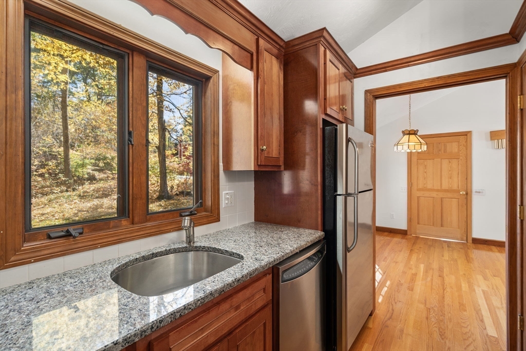 52-54 Wells Park Road Sturbridge, MA 01566 - Photo 24 of 39