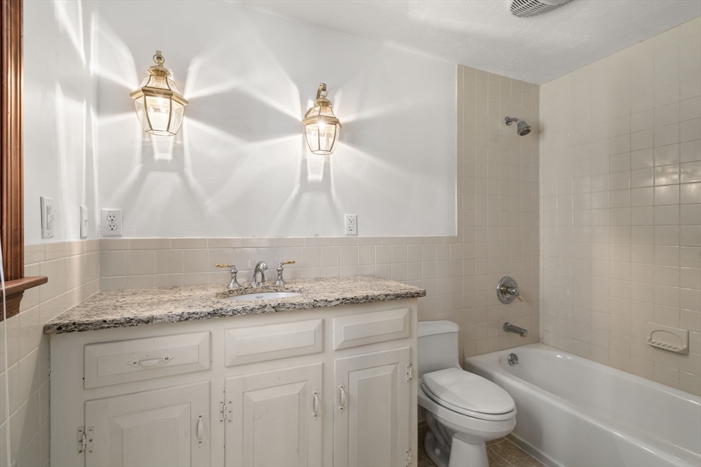 52-54 Wells Park Road Sturbridge, MA 01566 - Photo 28 of 39