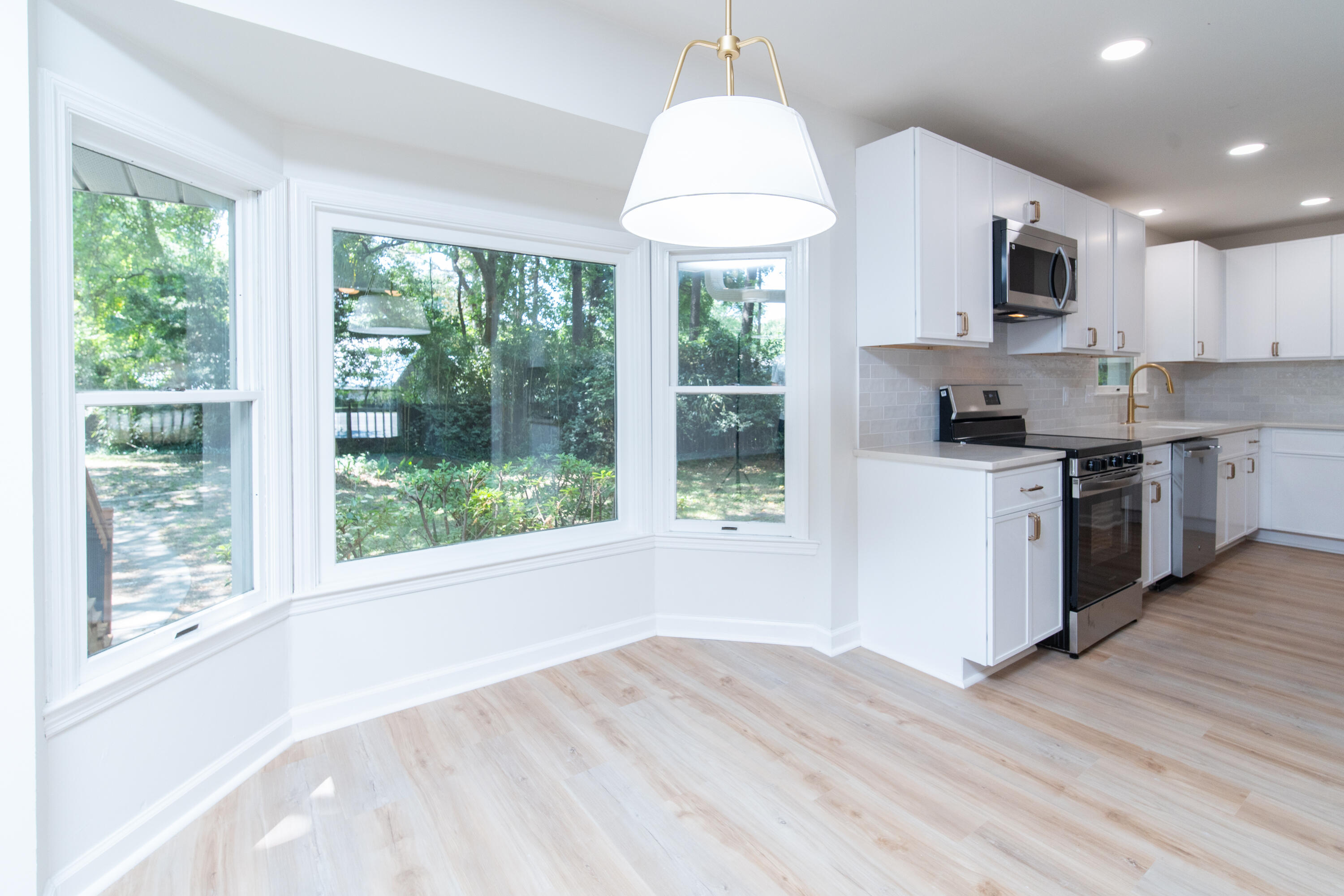 773 Harbor View Road Charleston, SC 29412 - Photo 11 of 52 Gallery Image 11