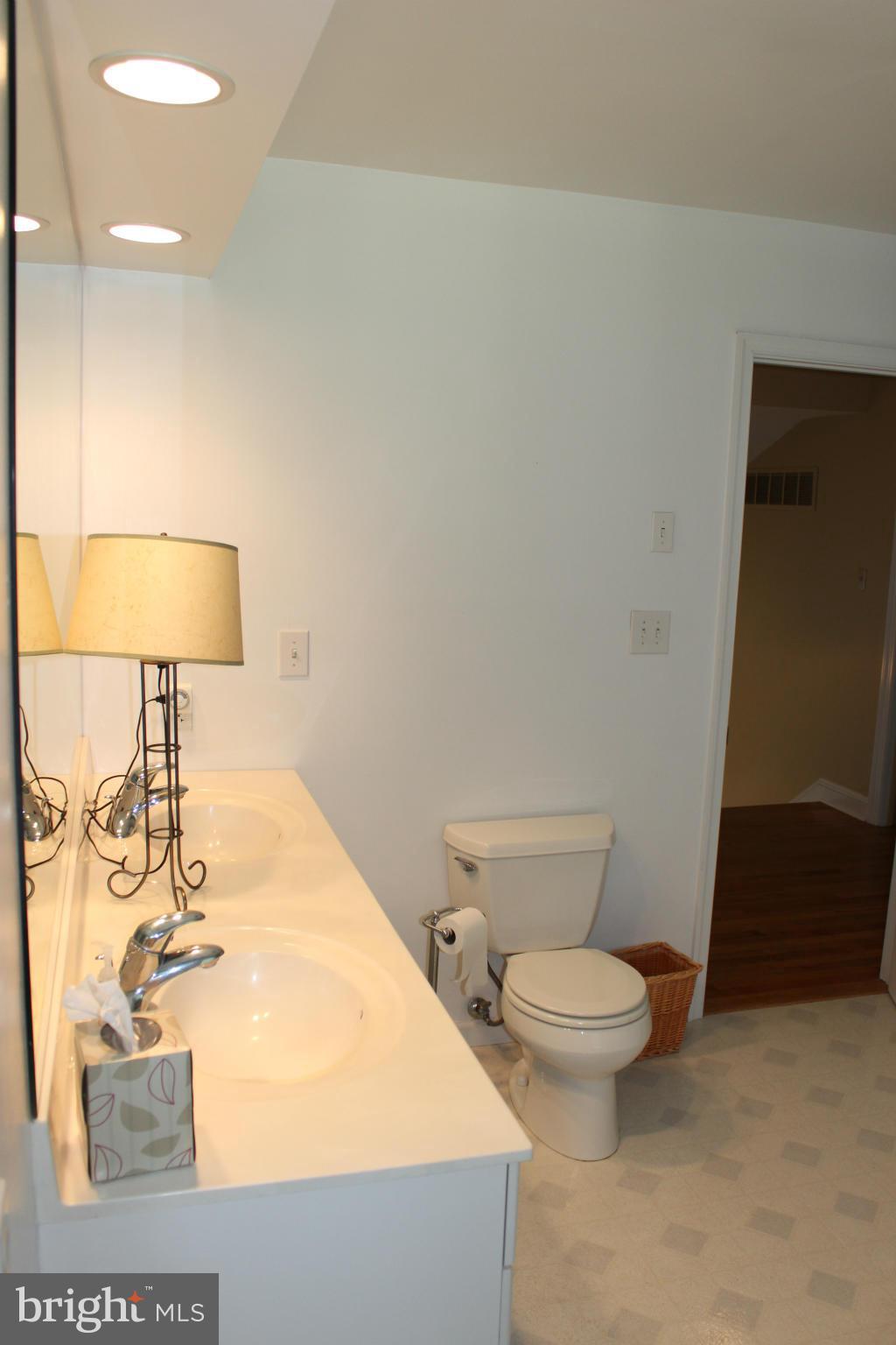 33258 Fox Road Easton, MD 21601 - Photo 14 of 23 Bath