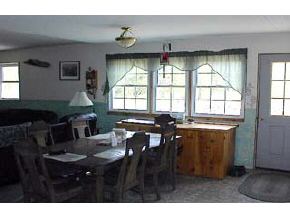 29 South Hill Road New Boston, NH 03070 - Photo 2 of 5