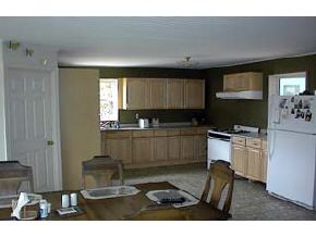 29 South Hill Road New Boston, NH 03070 - Photo 3 of 5