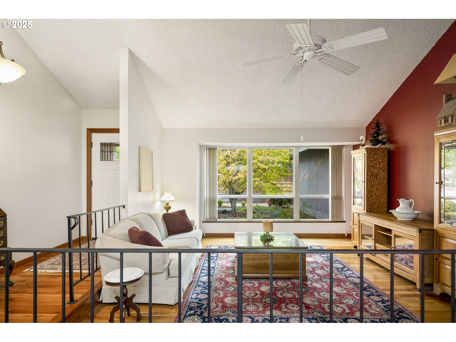 490 Southwest Nancy Avenue Gresham, OR 97030 - Photo 2 of 37 a living room with furniture and a large window