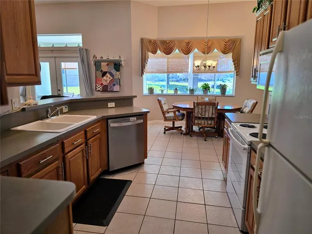 $369,900 | 3370 St Lucia Court, Tavares, FL 32778