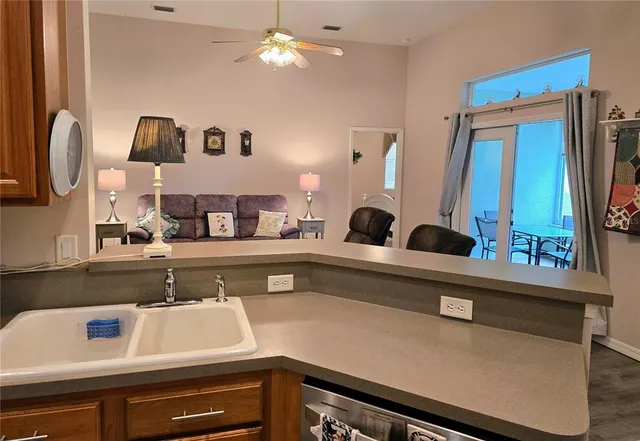 $369,900 | 3370 St Lucia Court, Tavares, FL 32778