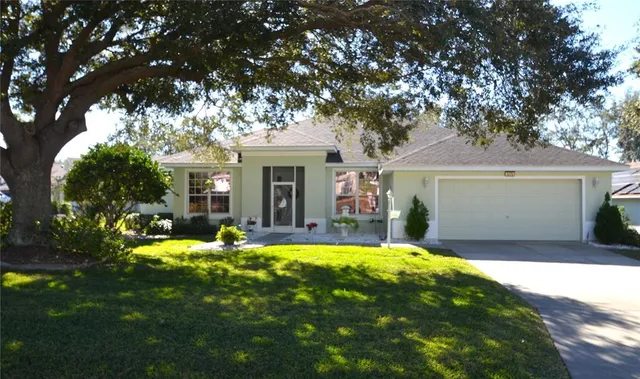 $369,900 | 3370 St Lucia Court, Tavares, FL 32778