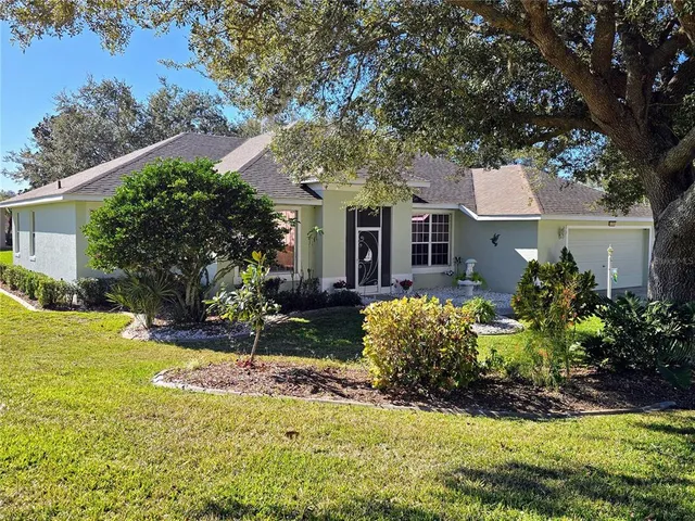 $374,900 | 3370 St Lucia Court, Tavares, FL 32778