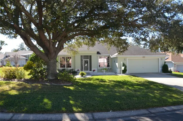 $374,900 | 3370 St Lucia Court, Tavares, FL 32778