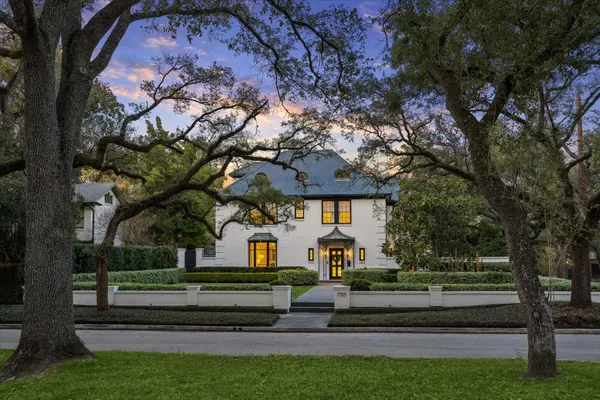 $5,500,000 | 1702 South Boulevard, Houston, TX 77098