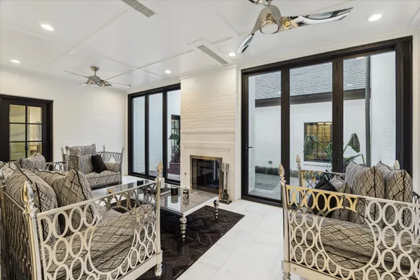 $5,500,000 | 1702 South Boulevard, Houston, TX 77098