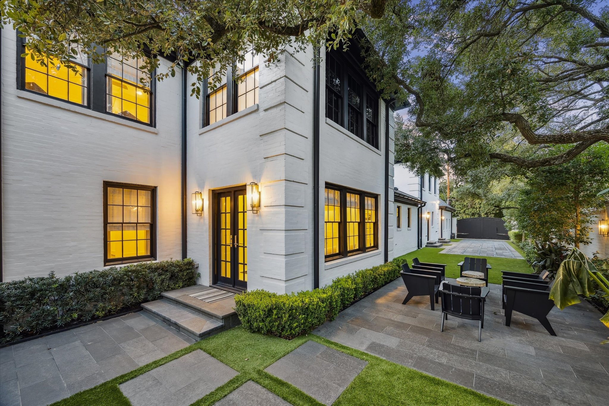 1702 South Boulevard Houston, TX 77098 - Photo 28 of 33