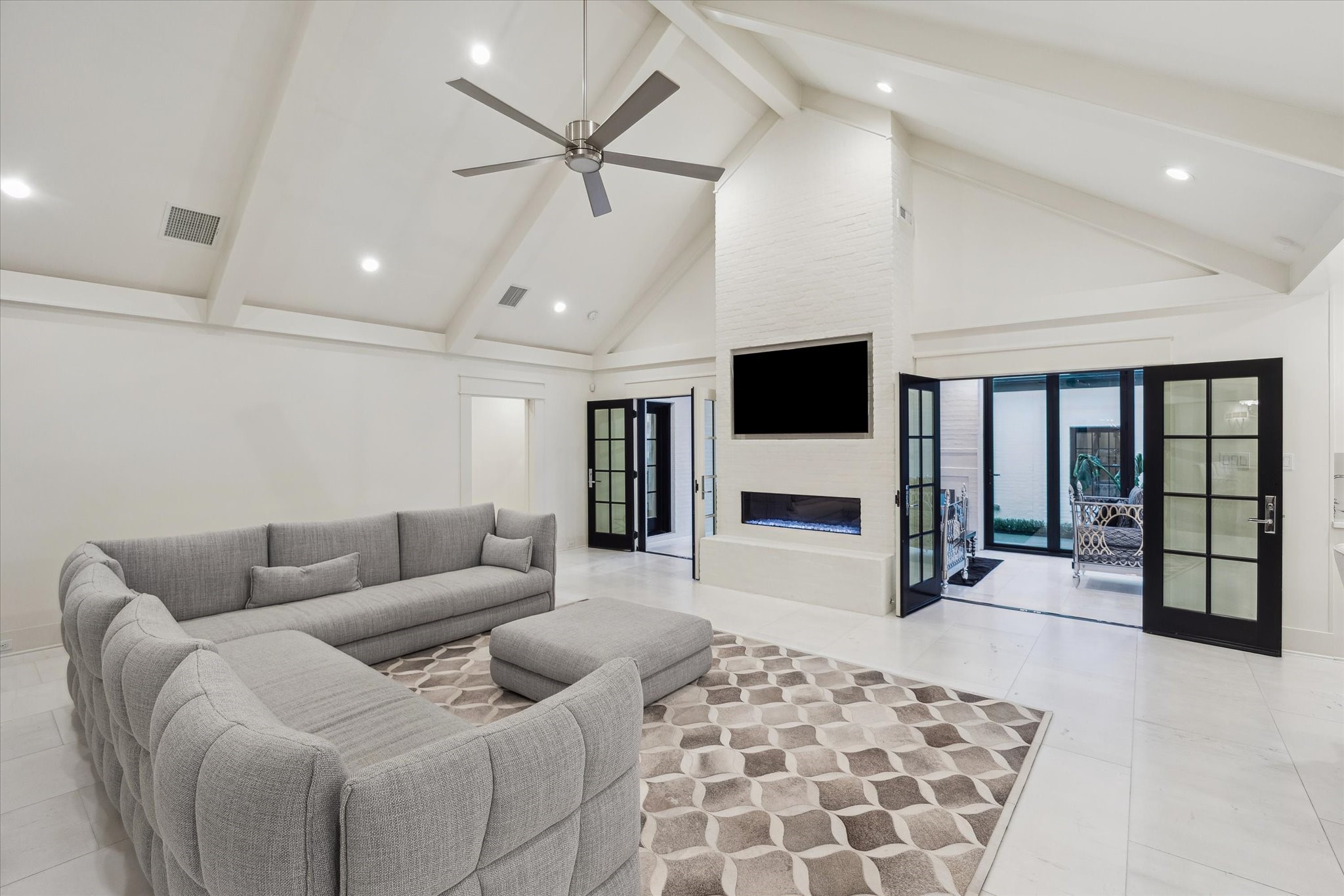 1702 South Boulevard Houston, TX 77098 - Photo 6 of 33