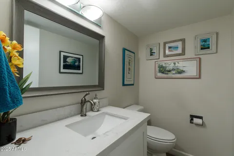 $389,000 | 8135 North Central Avenue, Unit 12, Phoenix, AZ 85020