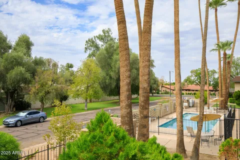 $389,000 | 8135 North Central Avenue, Unit 12, Phoenix, AZ 85020