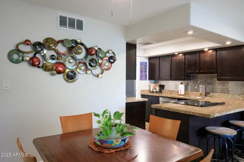 $389,000 | 8135 North Central Avenue, Unit 12, Phoenix, AZ 85020