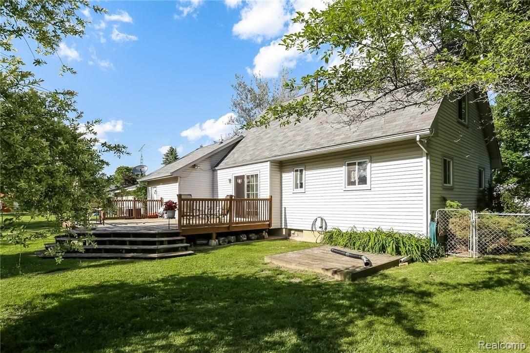 5498 Liberty Bell Road Grand Blanc, MI 48439 - Photo 25 of 31 027-Rear_View-5888677-medium.jpg