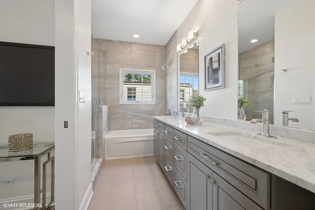 $875,000 | 1635 Elder Lane, Northfield, IL 60093