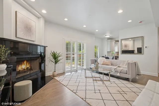 $875,000 | 1635 Elder Lane, Northfield, IL 60093