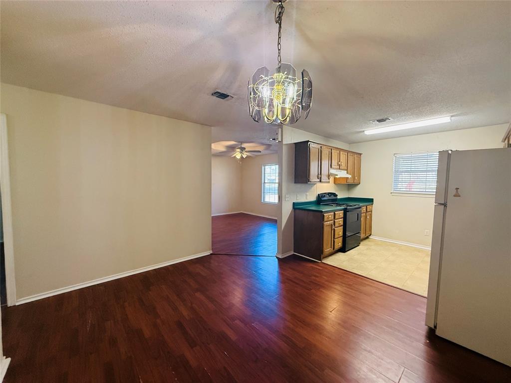 735 Anderson Road Reno, TX 75462 - Photo 4 of 21