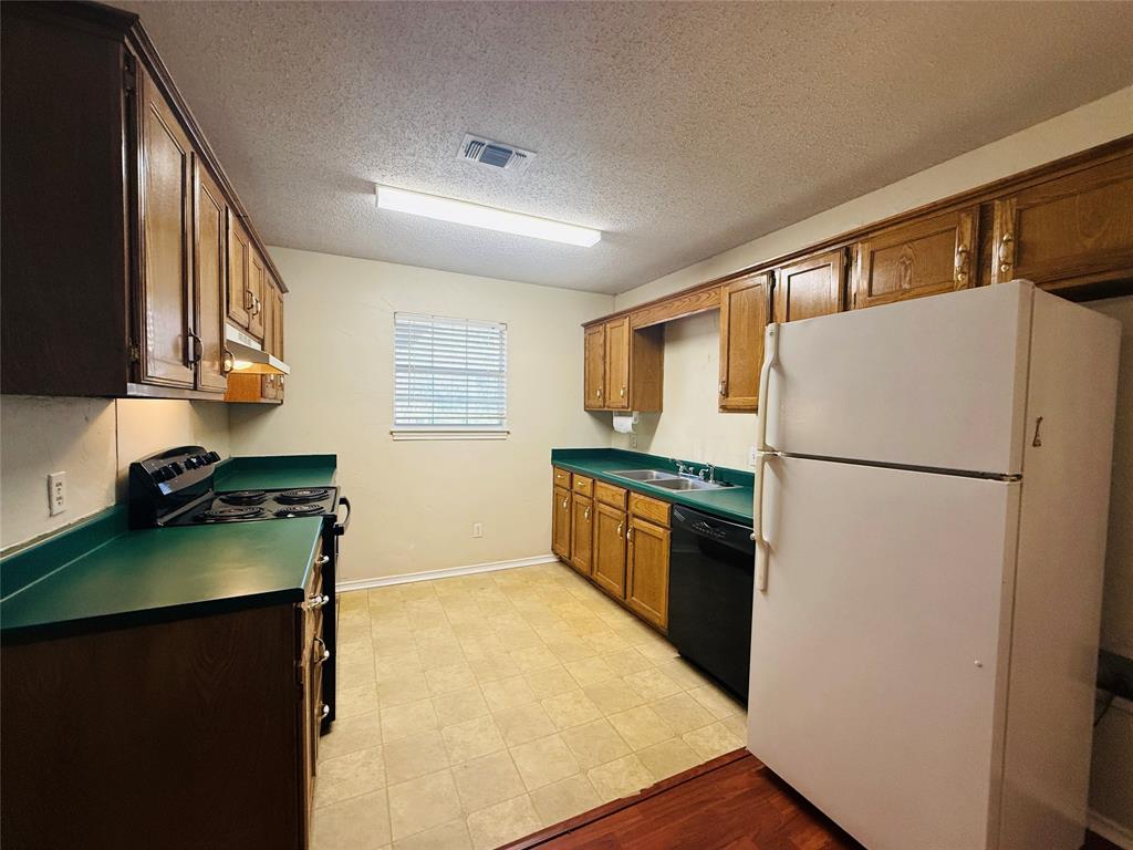 735 Anderson Road Reno, TX 75462 - Photo 6 of 21