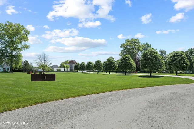 a view of a golf course