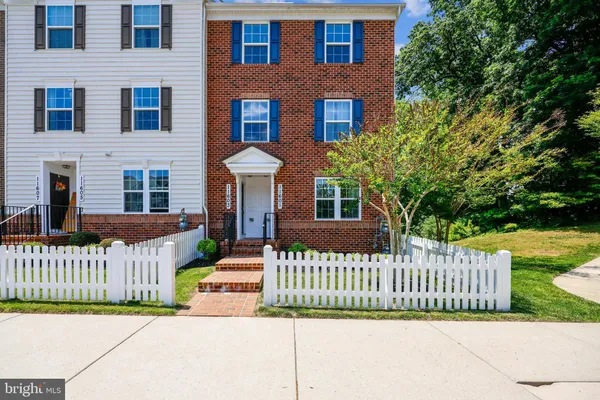 $249,794 | 11601 Emerald Green Drive, Unit 906A, Clarksburg, MD 20871