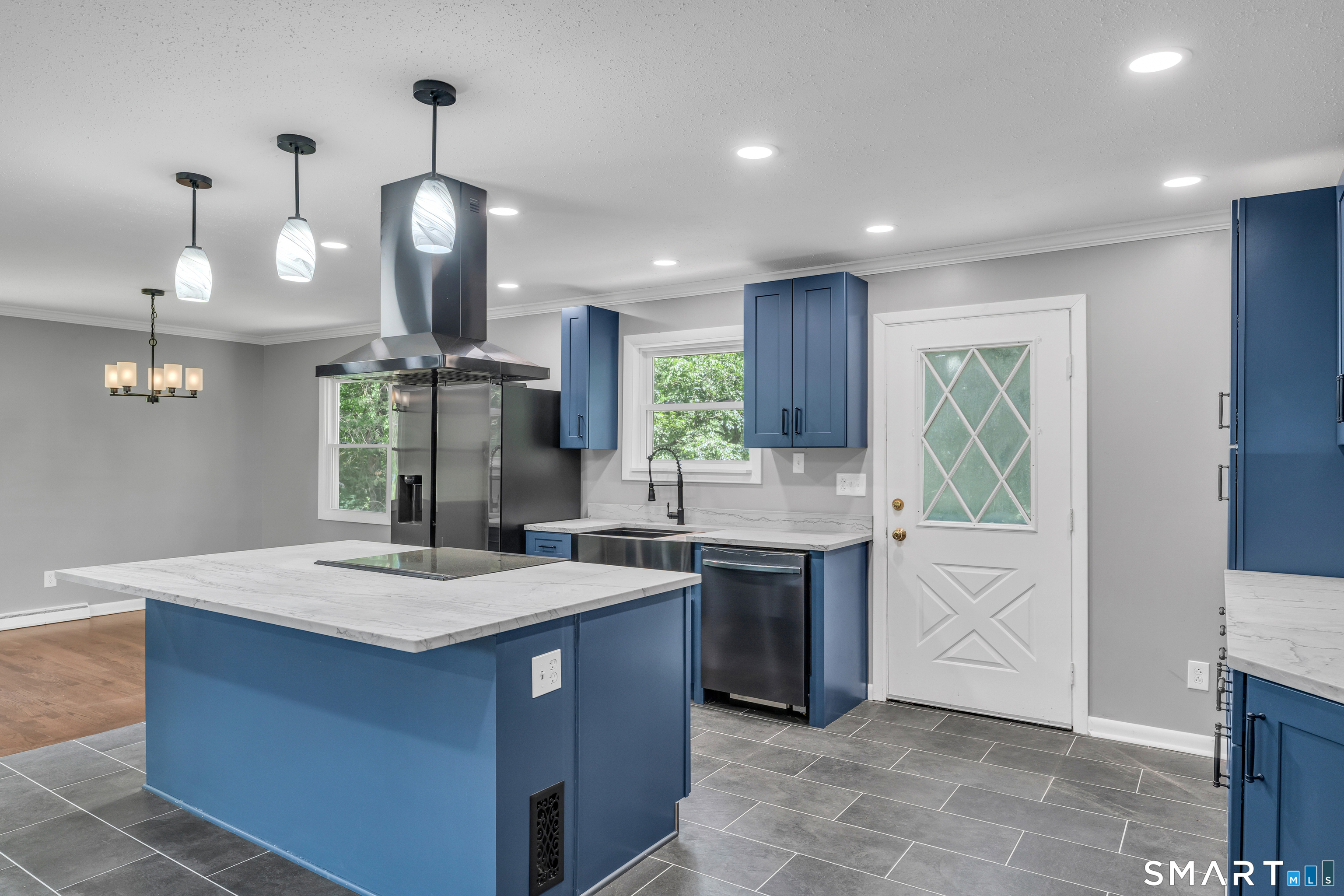 260 Flag Marsh Road Guilford, CT 06437 - Photo 9 of 21