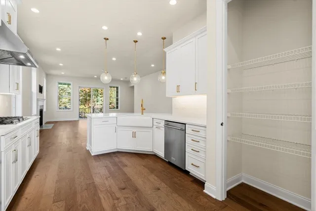 $1,075,000 | 3 Jameson Drive, Unit 3, Millis, MA 02054