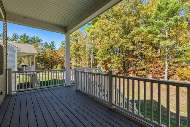 $1,075,000 | 3 Jameson Drive, Unit 3, Millis, MA 02054