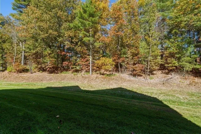 $1,075,000 | 3 Jameson Drive, Unit 3, Millis, MA 02054