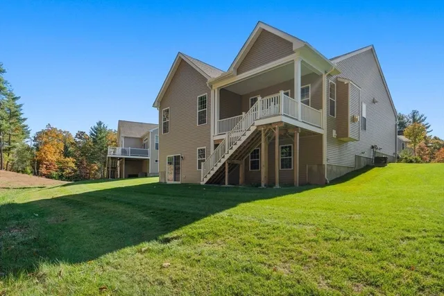 $1,075,000 | 3 Jameson Drive, Unit 3, Millis, MA 02054