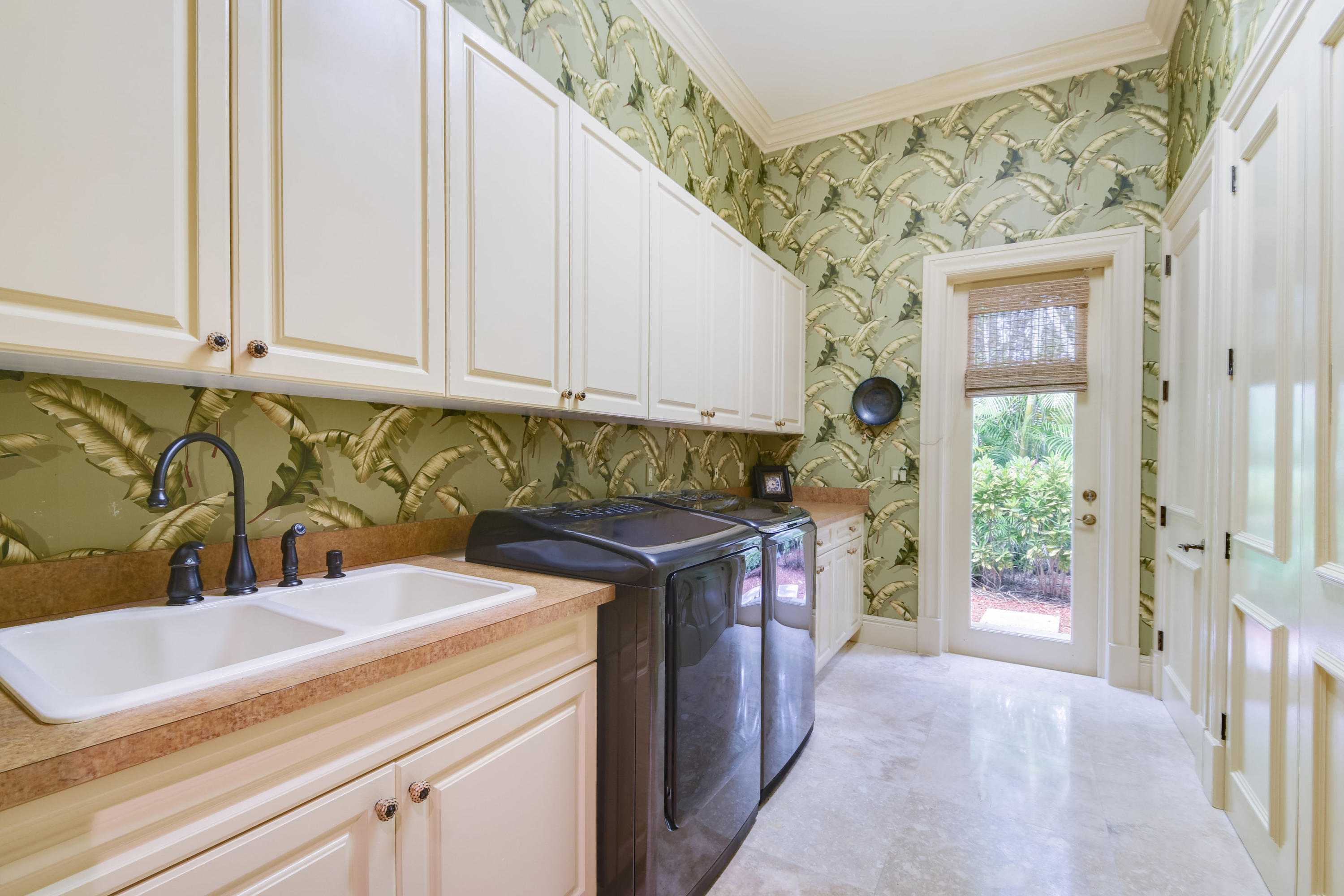 403 Old Jupiter Beach Road Jupiter, FL 33477 - Photo 19 of 27 403OldJupiterRoad(28)