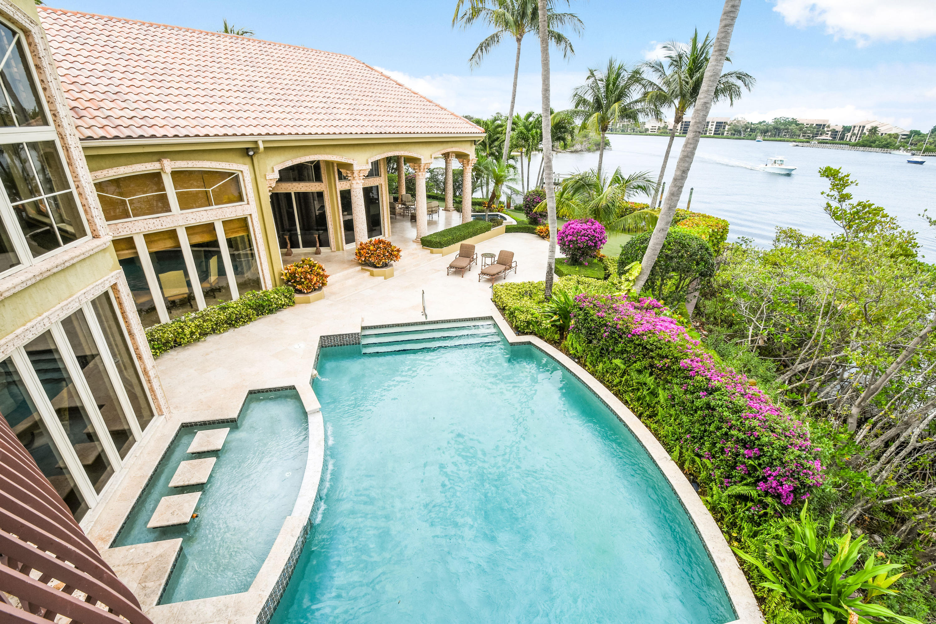403 Old Jupiter Beach Road Jupiter, FL 33477 - Photo 20 of 27 403OldJupiterRoad(72)