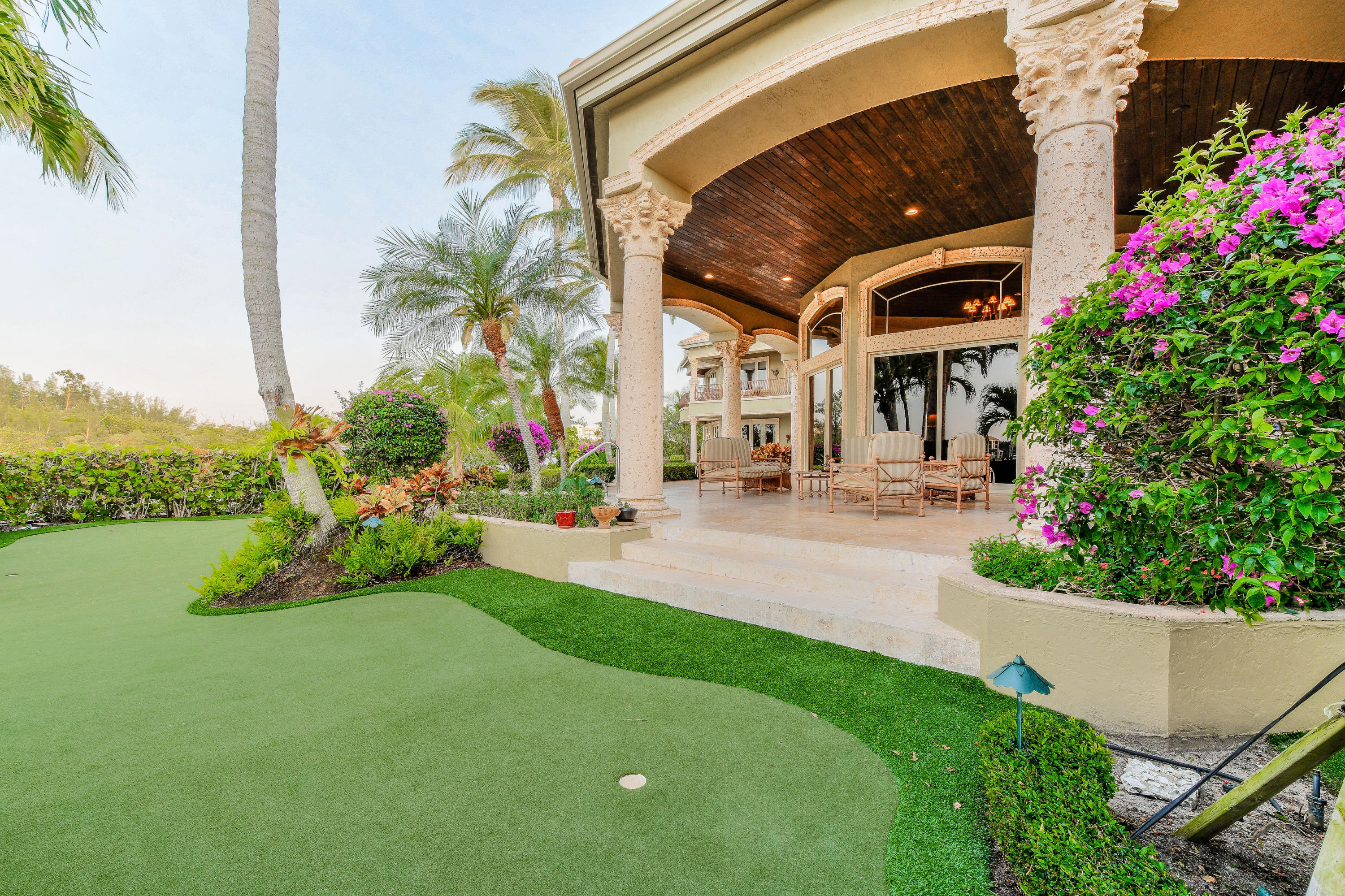 403 Old Jupiter Beach Road Jupiter, FL 33477 - Photo 23 of 27 403OldJupiterRoadTwilight(3)