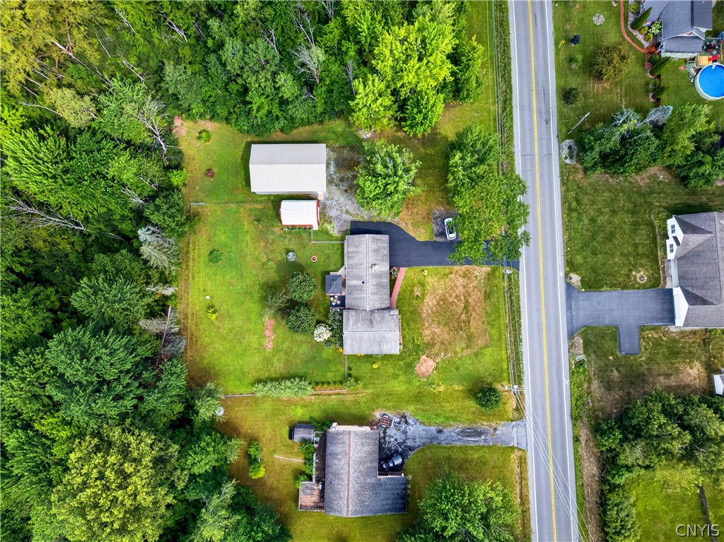 8165 Caughdenoy Road Clay, NY 13041 - Photo 6 of 46 Gallery Image 6