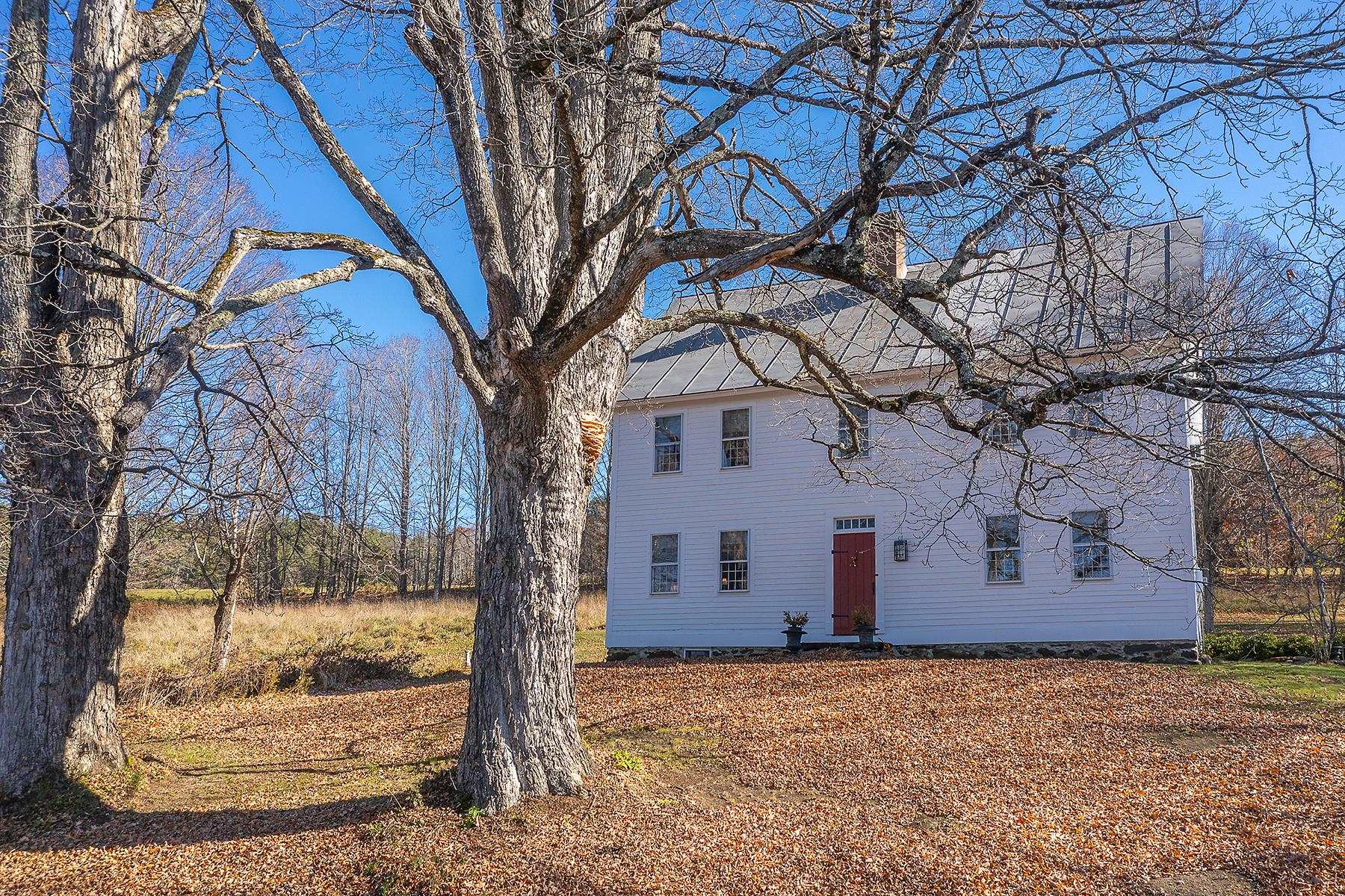 62 Grout Road Hartland, VT 05048 - Photo 15 of 40