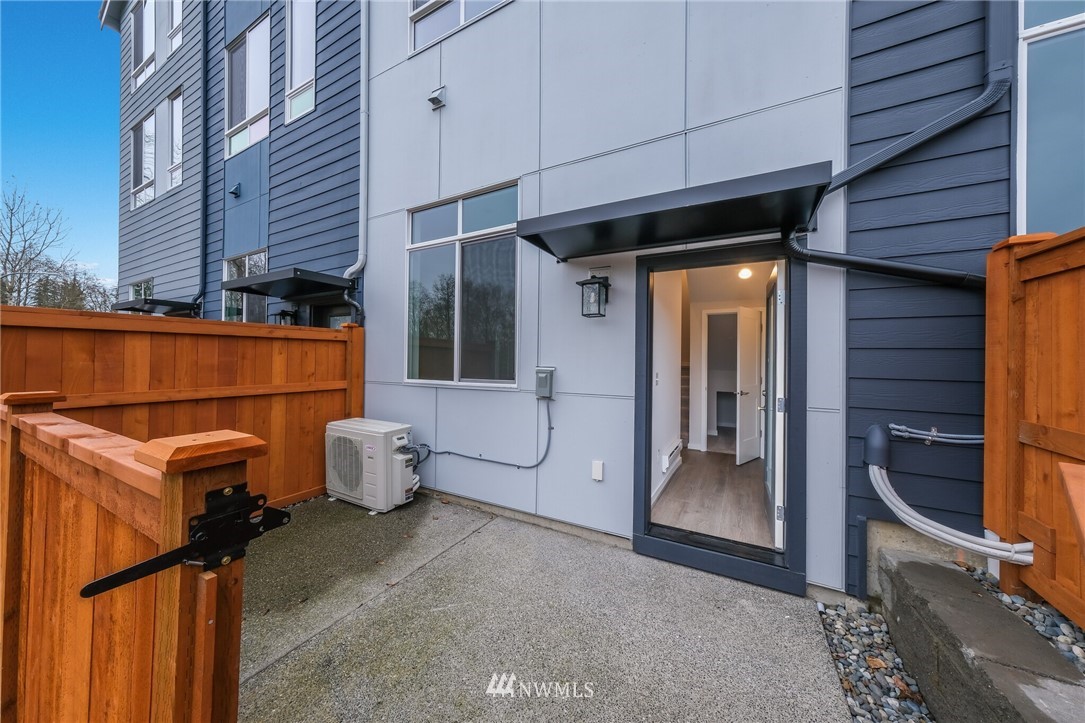 18912 110th Place Northeast, Unit 8 7 Bothell, WA 98011 - Photo 11 of 12 Gallery Image 11