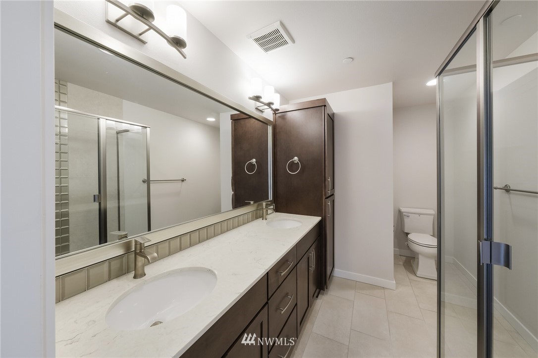 18912 110th Place Northeast, Unit 8 7 Bothell, WA 98011 - Photo 7 of 12 Gallery Image 7