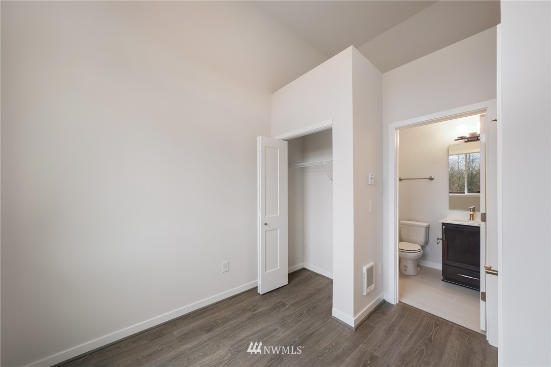18912 110th Place Northeast, Unit 8 7 Bothell, WA 98011 - Photo 10 of 12 Gallery Image 10