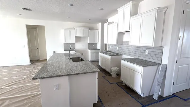 $469,900 | 851 Hawthorne Berry Road, Lakeland, FL 33810