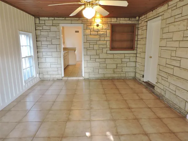$3,500 | 3425 Westcliff Road South, Fort Worth, TX 76109