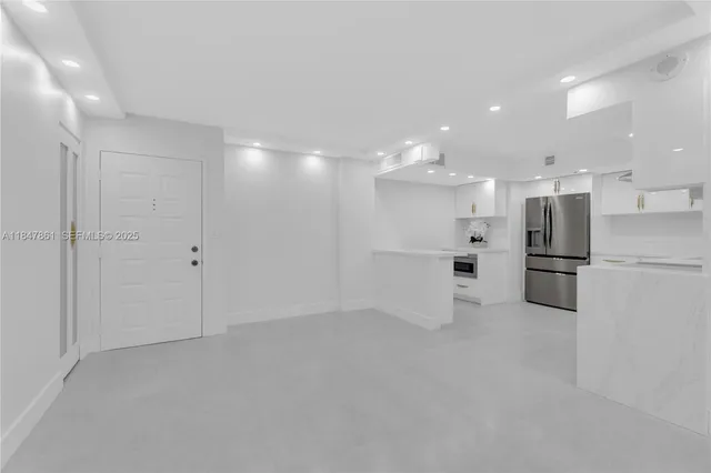 $3,500 | 1201 South Ocean Drive, Unit 507S, Hollywood, FL 33019