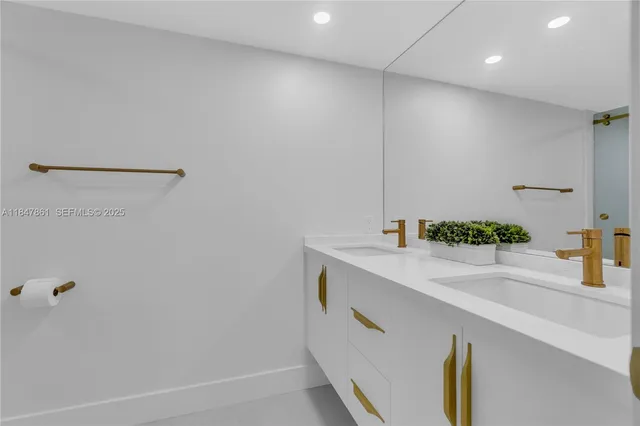 $3,500 | 1201 South Ocean Drive, Unit 507S, Hollywood, FL 33019