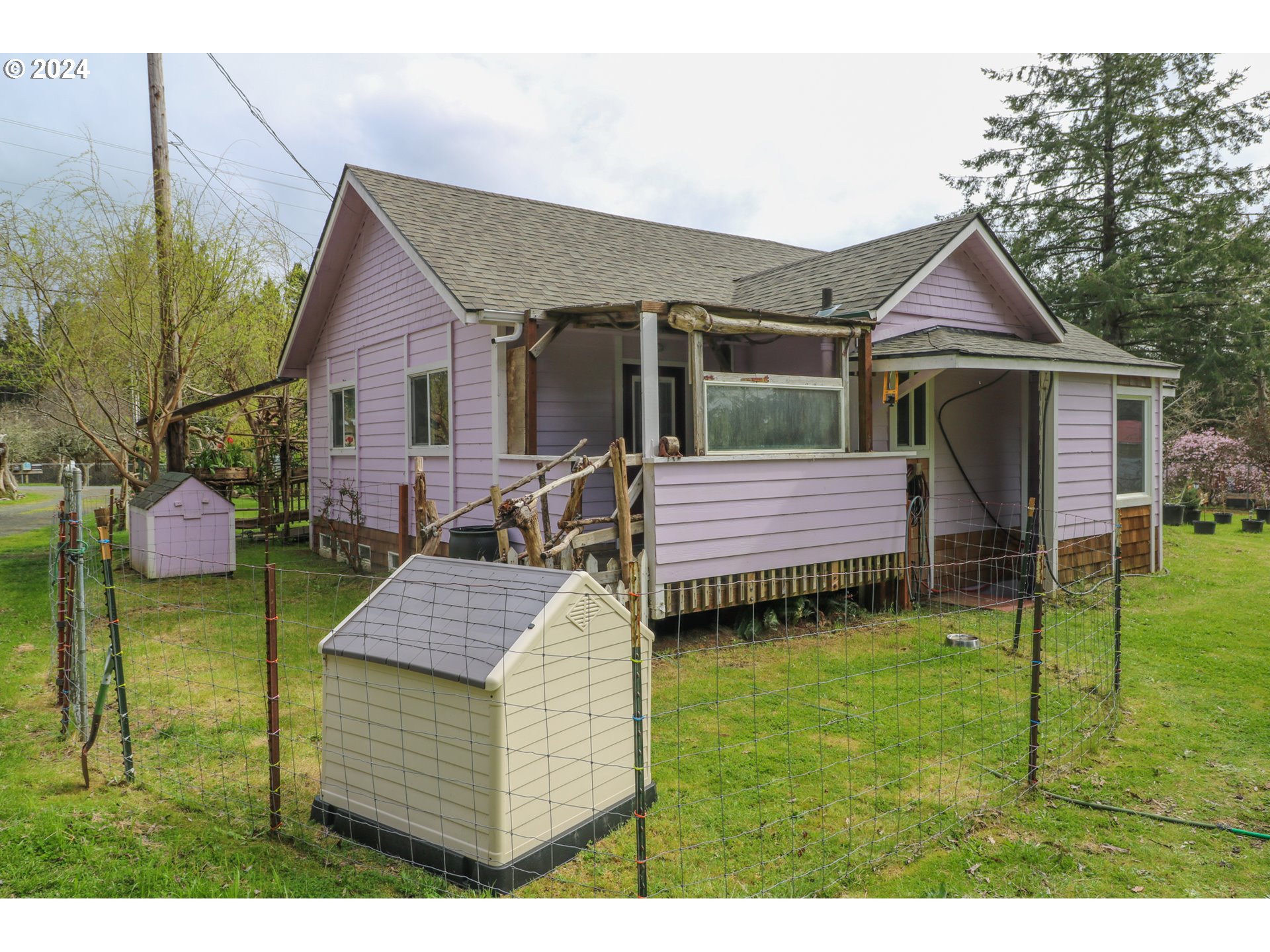 69026 Wildwood Road North Bend, OR 97459 - Photo 8 of 41 Gallery Image 8