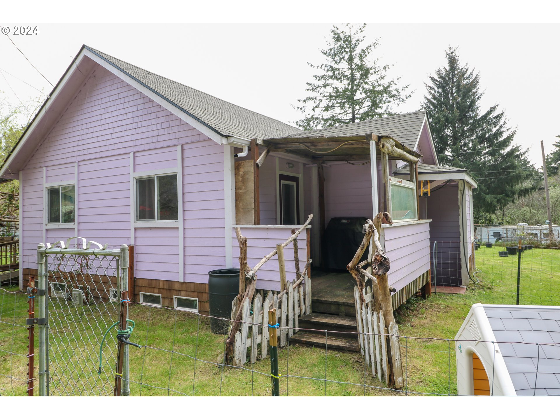 69026 Wildwood Road North Bend, OR 97459 - Photo 10 of 41 Gallery Image 10