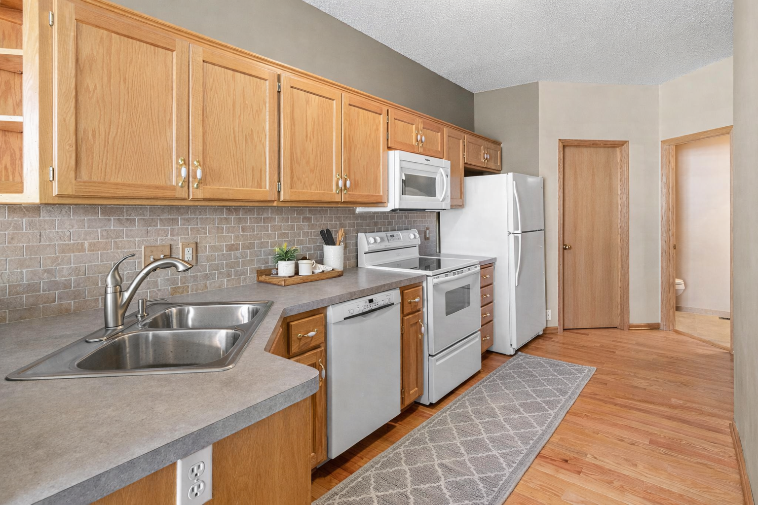 12739 Drake Circle Coon Rapids, MN 55448 - Photo 5 of 19