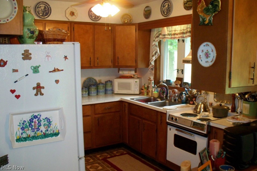 7181 Drake State Line Road Burghill, OH 44404 - Photo 2 of 10 Gallery Image 2